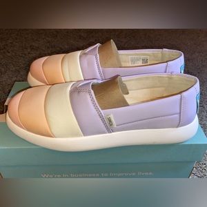 TOMS tri color slip ons